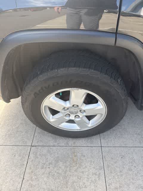 Thumbnail: 2012 Jeep Grand Cherokee - 5