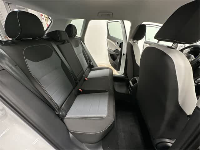 Thumbnail: 2025 Volkswagen Taos - 21