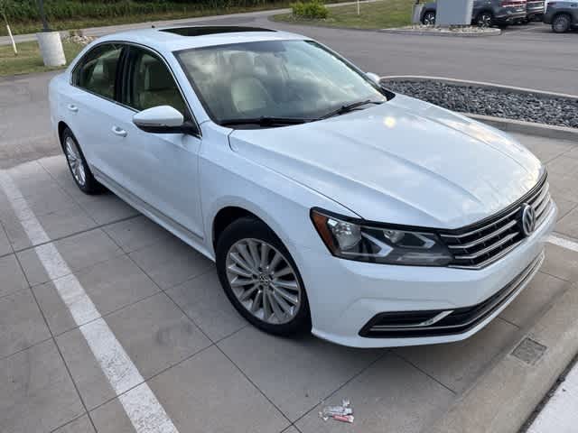Thumbnail: 2017 Volkswagen Passat - 3