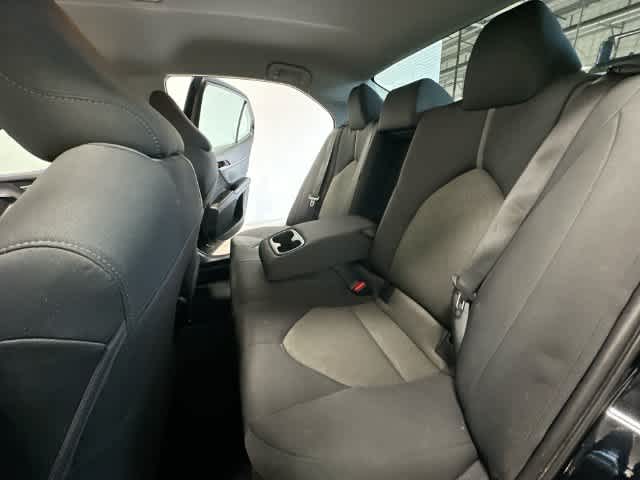 2022 Toyota Camry LE - Photo 15