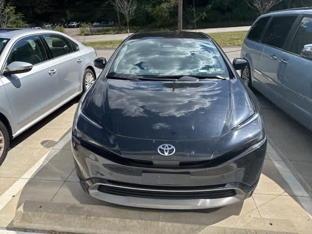 2024 Toyota Prius XLE photo 2