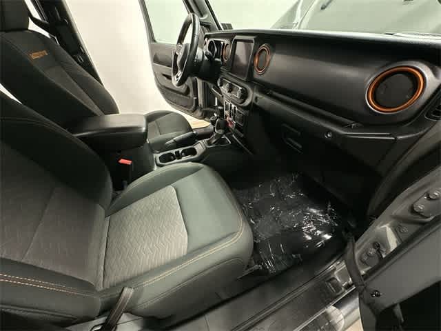 Thumbnail: 2021 Jeep Gladiator - 21