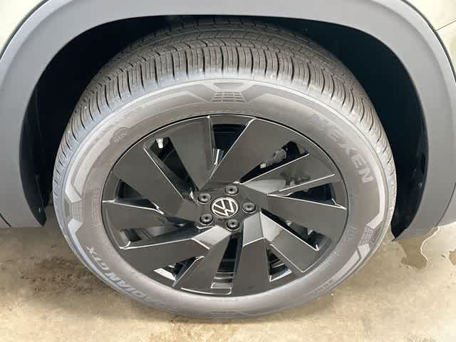 Thumbnail: 2026 Volkswagen Atlas - 5