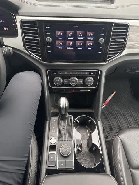 Thumbnail: 2022 Volkswagen Atlas - 21