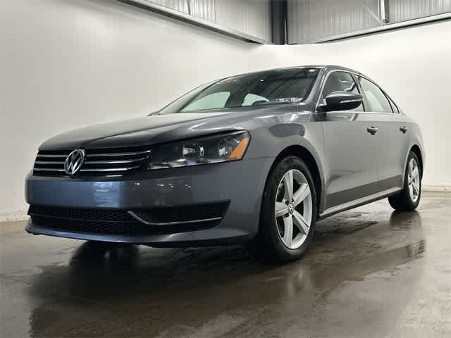 Thumbnail: 2012 Volkswagen Passat - 25