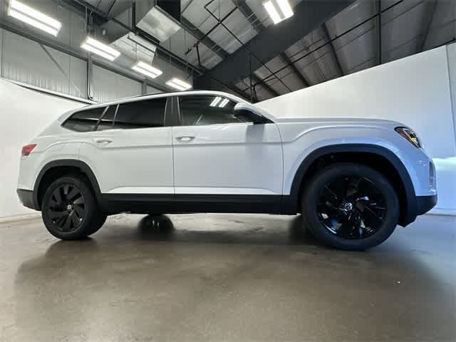 Thumbnail: 2026 Volkswagen Atlas - 3