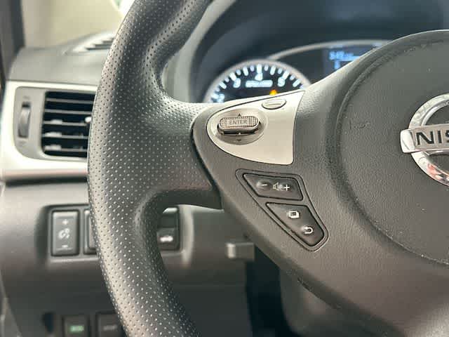 Thumbnail: 2018 Nissan Sentra - 8