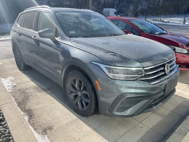 Thumbnail: 2022 Volkswagen Tiguan - 6