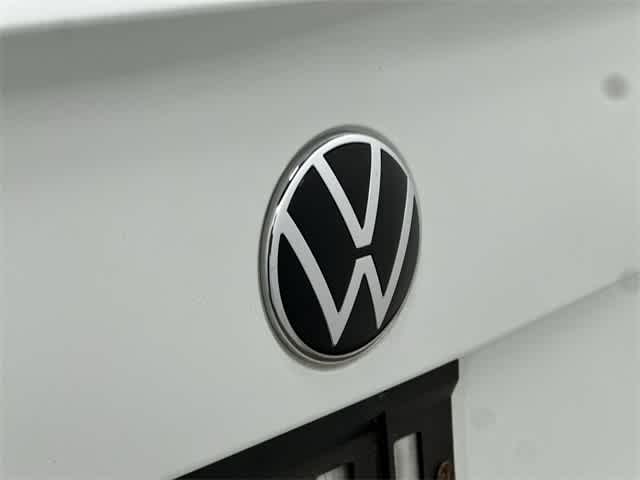 Thumbnail: 2023 Volkswagen Jetta - 26