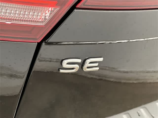 Thumbnail: 2022 Volkswagen Tiguan - 28