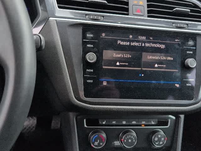 Thumbnail: 2024 Volkswagen Tiguan - 14