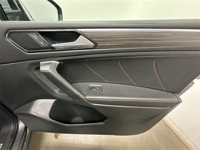 Thumbnail: 2024 Volkswagen Tiguan - 22