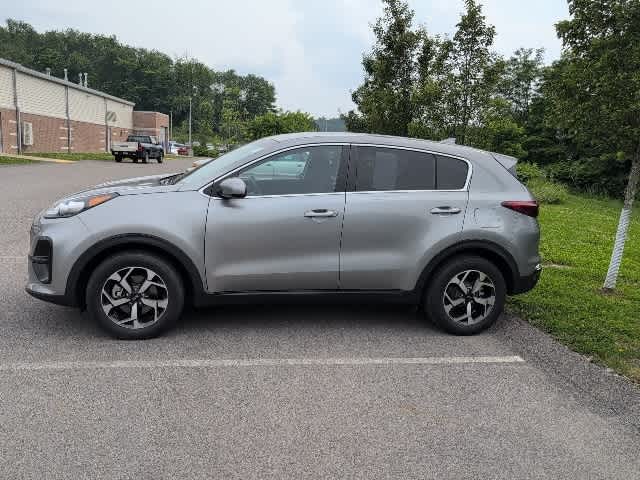 2022 Kia Sportage LX 2