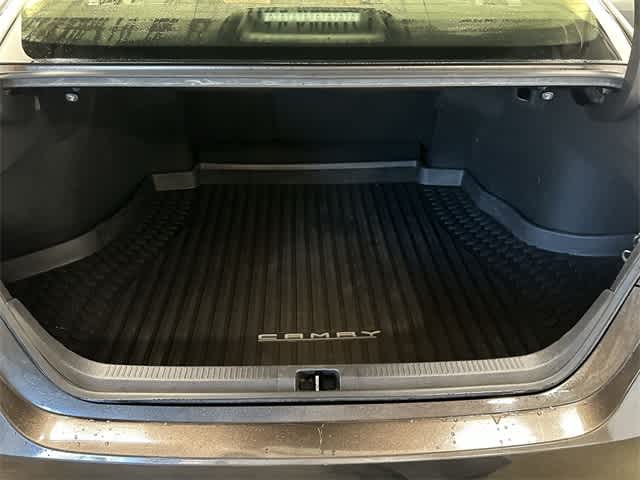 Thumbnail: 2018 Toyota Camry - 23