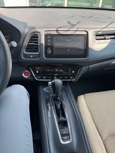 2022 Honda HR-V EX 21