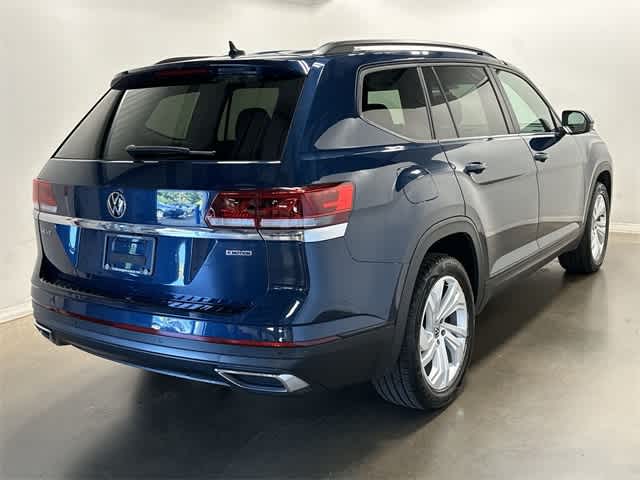 Used 2021 Volkswagen Atlas SE w/Tech with VIN 1V2KR2CA6MC596197 for sale in Moon Township, PA