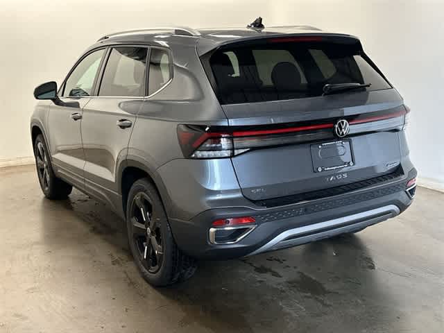 Thumbnail: 2025 Volkswagen Taos - 30