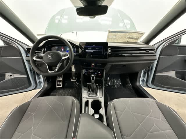 Thumbnail: 2026 Volkswagen Jetta - 18