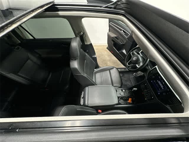 Thumbnail: 2023 Volkswagen Atlas - 6