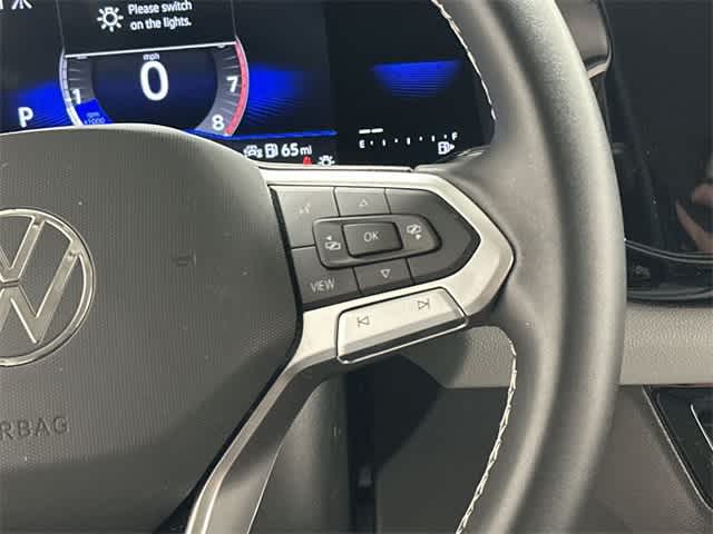 Thumbnail: 2023 Volkswagen Taos - 10