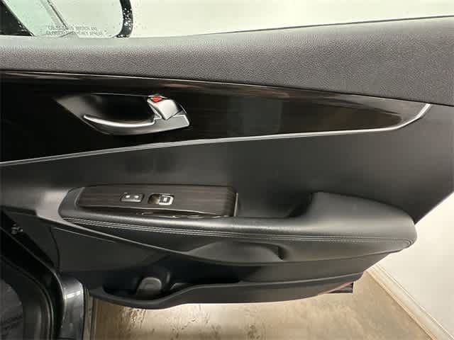 2019 Kia Sorento LX 21