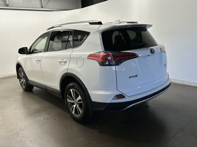 Thumbnail: 2018 Toyota RAV4 - 32