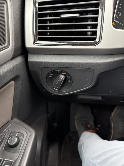 Thumbnail: 2023 Volkswagen Atlas - 17