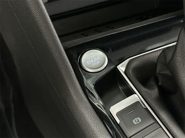 Thumbnail: 2025 Volkswagen Taos - 11