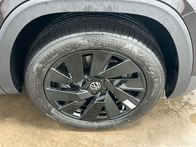 Thumbnail: 2026 Volkswagen Atlas - 5