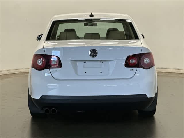 Thumbnail: 2009 Volkswagen Jetta - 4