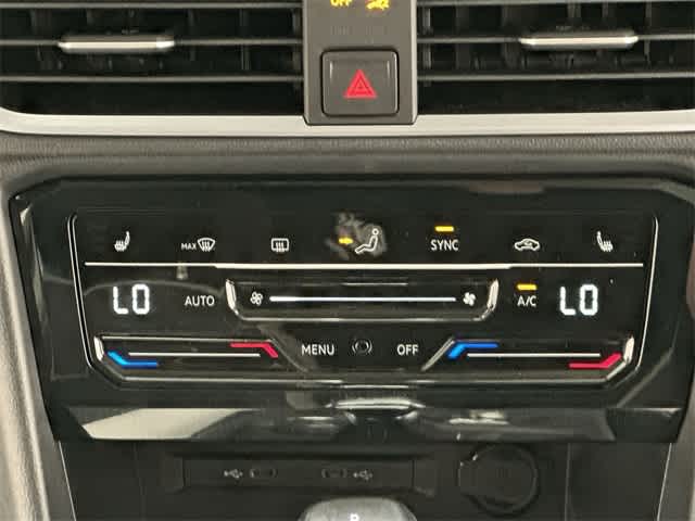 Thumbnail: 2025 Volkswagen Taos - 16