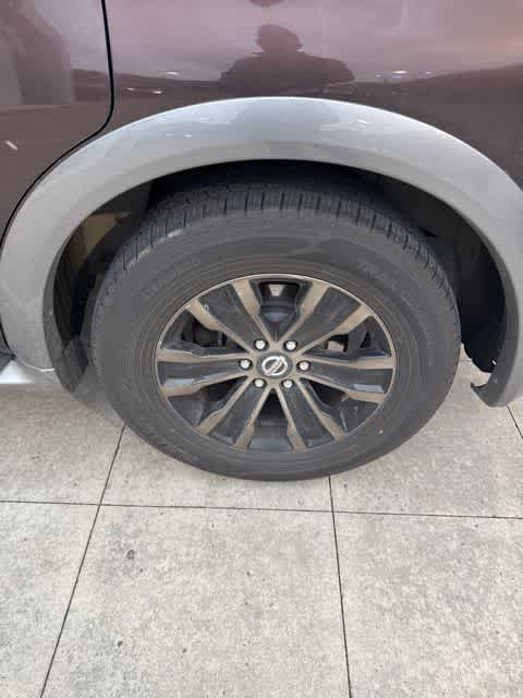 Thumbnail: 2017 Nissan Armada - 10