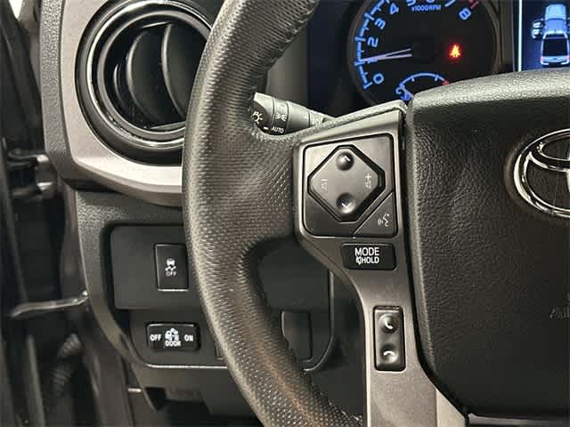 Thumbnail: 2021 Toyota Tacoma - 8