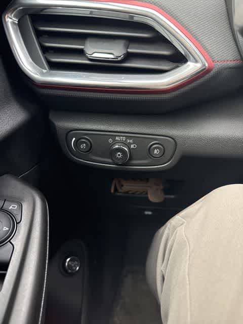 Thumbnail: 2023 Chevrolet TrailBlazer - 17