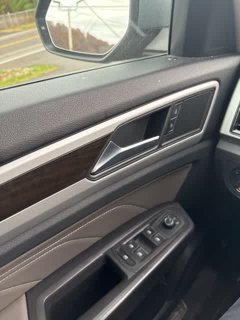 Thumbnail: 2023 Volkswagen Atlas - 17