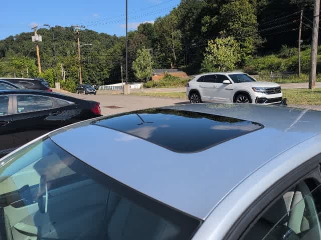 Thumbnail: 2019 Volkswagen Passat - 13