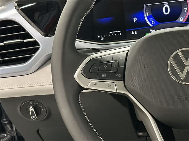 Thumbnail: 2025 Volkswagen Taos - 9