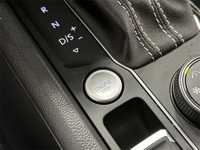 Thumbnail: 2023 Volkswagen Atlas - 11