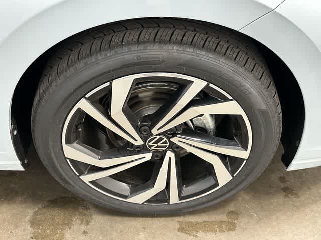 Thumbnail: 2026 Volkswagen Jetta - 5