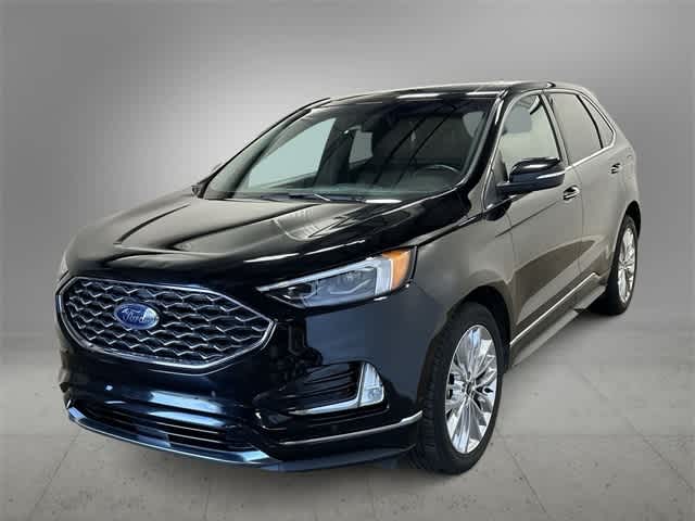 2020 Ford Edge Titanium -
                Moon Township, PA