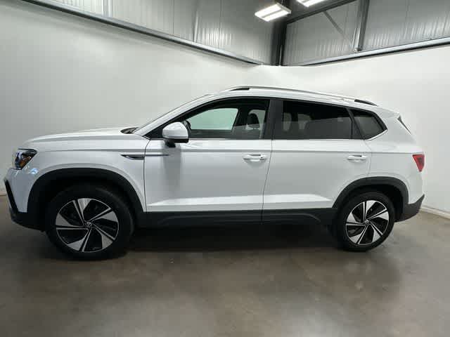 Thumbnail: 2024 Volkswagen Taos - 2