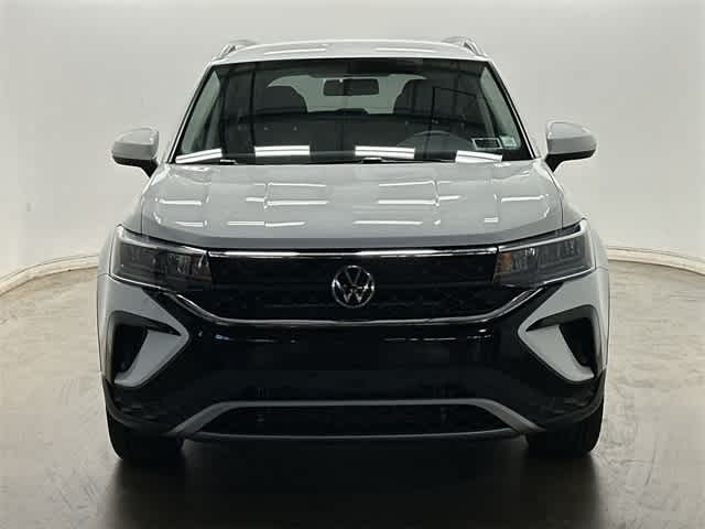 Thumbnail: 2022 Volkswagen Taos - 30