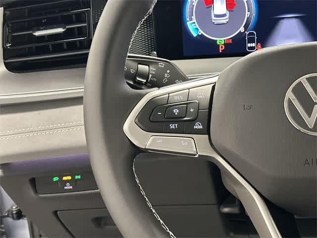 Thumbnail: 2025 Volkswagen Tiguan - 8