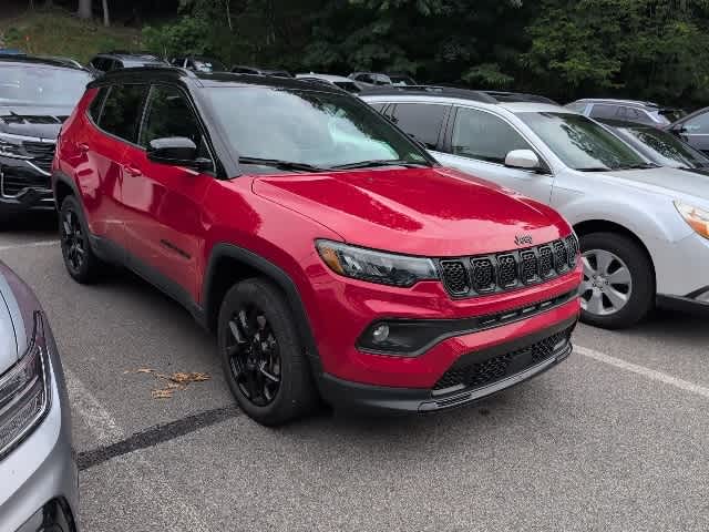 Thumbnail: 2023 Jeep Compass - 4