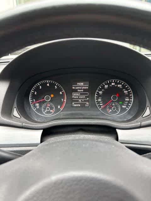 Thumbnail: 2013 Volkswagen Passat - 16