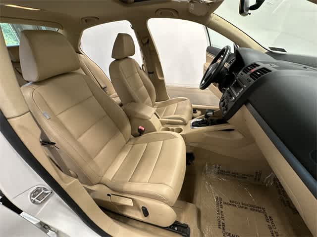 Thumbnail: 2009 Volkswagen Jetta - 17
