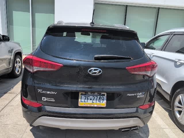 Thumbnail: 2017 Hyundai Tucson - 3