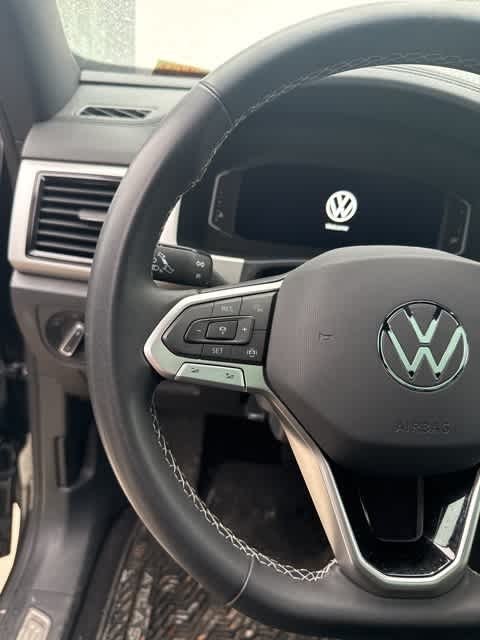 Thumbnail: 2023 Volkswagen Atlas - 15
