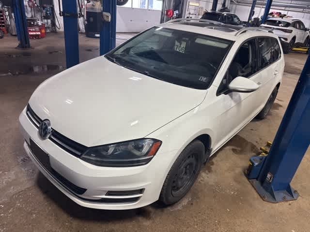 2015 Volkswagen e-Golf SE -
                  Moon Township, PA