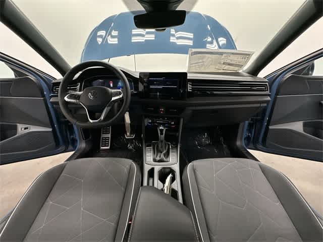 Thumbnail: 2026 Volkswagen Jetta - 18